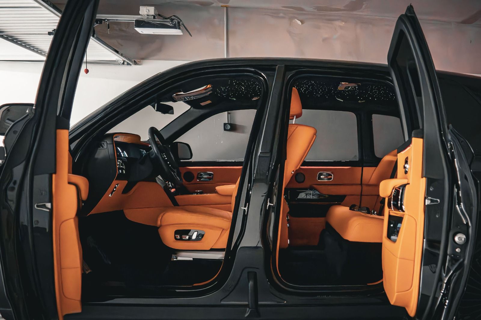Rolls Royce Cullinan chauffeur car on the French Riviera