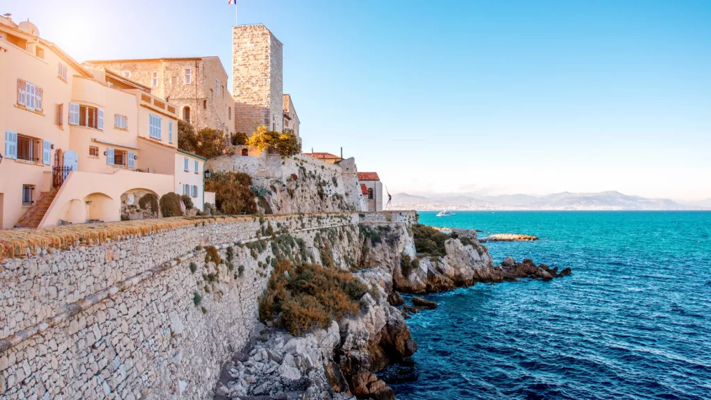 Private driver in Antibes on the French Riviera